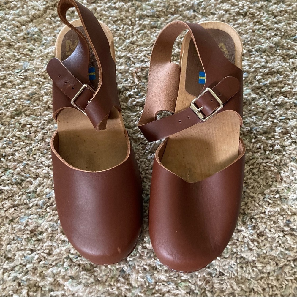 NWOB Mia Free People Abby Heeled Clogs Brown Leather Sz 39